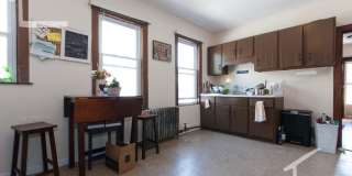 Huge 4 bed in Oak Square Gallery 5