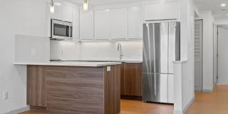 Charming 3 Bedroom- No Broker Fee Gallery 5