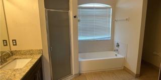 17 NE 11th Lane Gallery 3