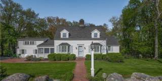 67 Maple Avenue N Gallery 1