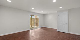 14205 CASTLEMOOR Court Gallery 26