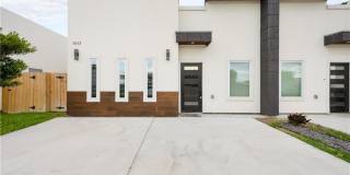 1513 W B Street Gallery 1