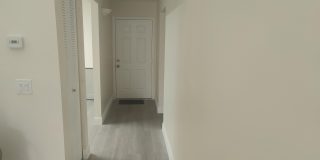 302 LAKEVIEW Drive E Gallery 13