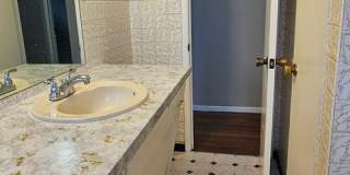 1134-1138 N Akron St Gallery 27