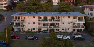 2 Bed, 1 Bath- Bay view apartment near Fairhaven and Boulevard Park Gallery 17