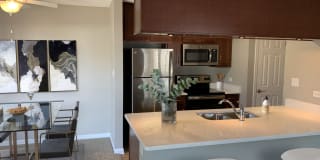 The Pointe Gallery 7