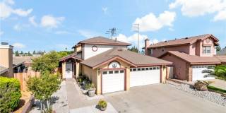 2858 Laureltree Drive Gallery 1