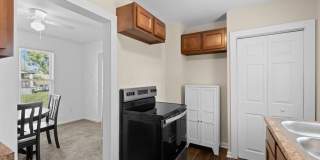 927 Camden Avenue Gallery 10