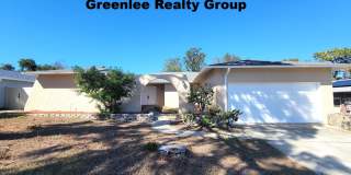Large 3 Bed/2Bath/2 Car Garage Home in Port Richey- 1914 sqft! Gallery 1