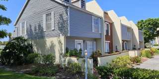 Seasonal Short-Term Townhouse on Venice Island close to Venice Beach! Gallery 1