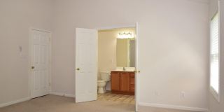 2007 Catskill Court Gallery 17