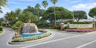 423 Pine Tree Court Gallery 32