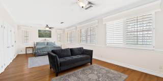 2400 Delmar Place Gallery 19