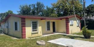 1337 NW 112th Terrace Gallery 1