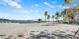 750 NE 64th St Gallery 15