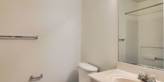 3 Bedroom condo in Raleigh Gallery 23