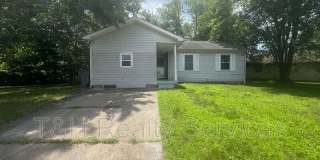 2605 North Tacoma Avenue 2605 North Tacoma Avenue Gallery 1