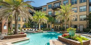 35 Folly Apartments Gallery 22