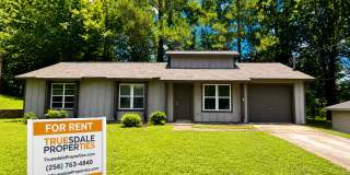 3br 1BA house with decorative mantle and garage  with move in special for July! Gallery 1