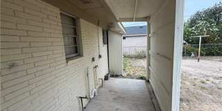 604 E Schunior Street Gallery 11