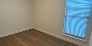 2128 Langford Avenue Gallery 8