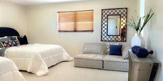 602 North Shore Gallery 44