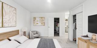 RiverHouse Gallery 13