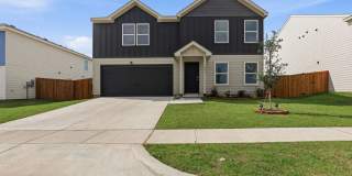 Contemporary in Cleburne! Gallery 1