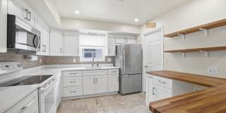 721 N Lakeside Drive Gallery 22