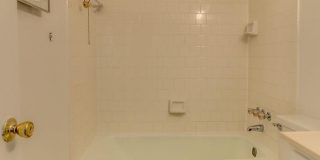 7732 MATISSE Way Gallery 21