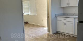 2627 N Rose St` Gallery 9
