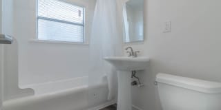 616-618 N. Alta Vista Blvd. Gallery 2