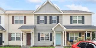 2BR/2.5BA Townhome in The Gables Gallery 1