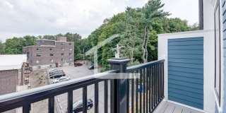 Brand New 3,500 Sq. Ft. Luxury Townhouse in Oak Square w Built In Garage! 1st & Security Only, Laundry In Unit Gallery 22