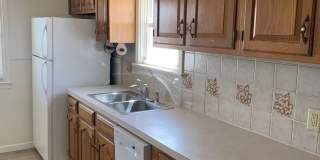 2 BEDROOMS PLUS 2 BONUS ROOMS, 2 BATHROOM SINGLE FAMILY HOME WITH 1 CAR GARAGE Gallery 8