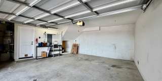 Beautifully Remodel Townhouse with AC & Two Car Garage! Beautifully Remodel Townhouse with AC & Two Car Garage! Gallery 48
