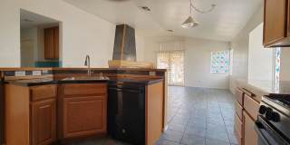3 bedroom single story home Gallery 1
