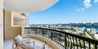 17875 Collins Ave Gallery 45