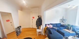 Very Spacious 2 BR/1 BA in Wrigleyville Gallery 6