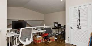 857 W Wrightwood Gallery 7