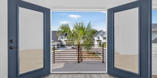 Modern Comfort in the Heart of Johns Island Gallery 46