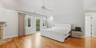 2181 2nd Street Gallery 17