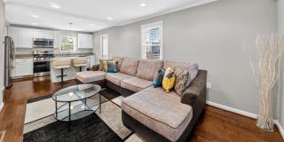 5211 Jay Street Northeast - Room 2 Gallery 1