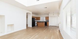 Great 5 Bedroom Home in Summerlin Gallery 20