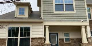 Beautiful 3 bed, 2.5 bath end unit townhome close to Duke! Gallery 1
