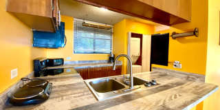 3 bed / 3 bath furnished condo with ocean views! Gallery 6
