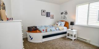 6th Ave W Grinnell Gallery 14