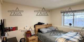 4 Bedroom Home in Fairbanks / Washer& Dryer / Cat Friendly Gallery 22