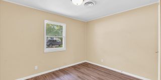 Now Leasing 3-Bedroom, 2-Bath House with Detached Garage for Move in August 1st! Gallery 17