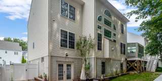 8305 COVINGTON WOODS Court Gallery 1